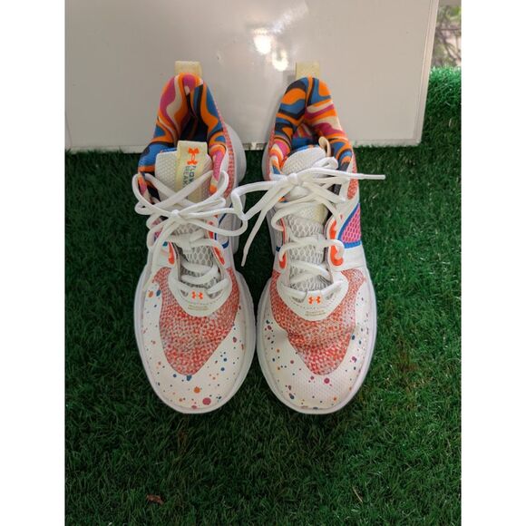 Under Armour Shoes - Under Armour Flow Breakthru 3 Basketball Sneakers Women's Size 10